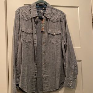 New with tags men’s Truegrit snap up